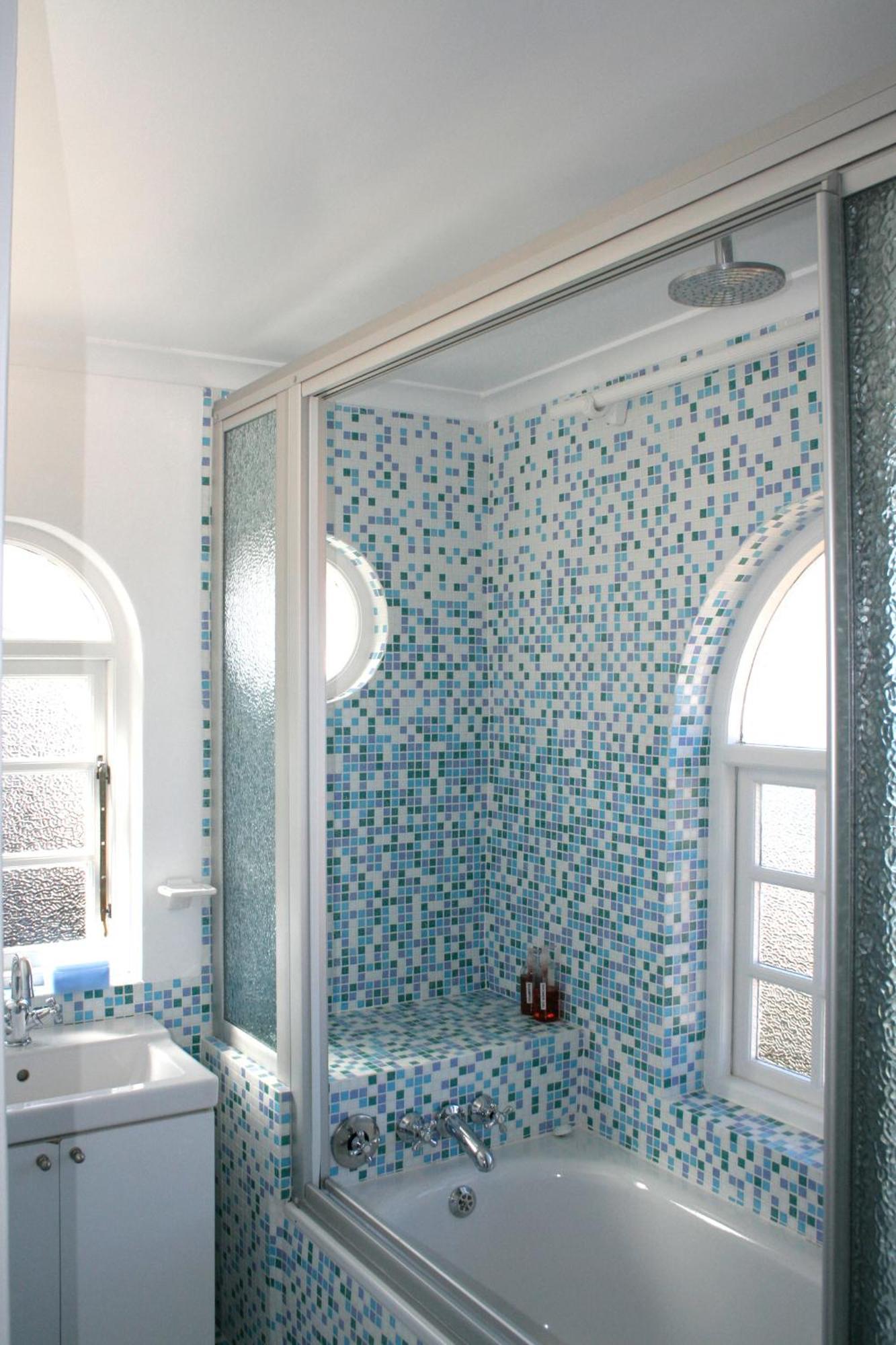 Blue On Blue Bed And Breakfast St James Экстерьер фото